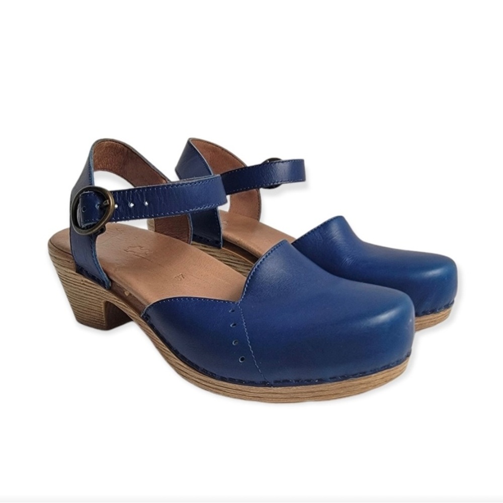 Dansko Maisie Mary Jane clogs